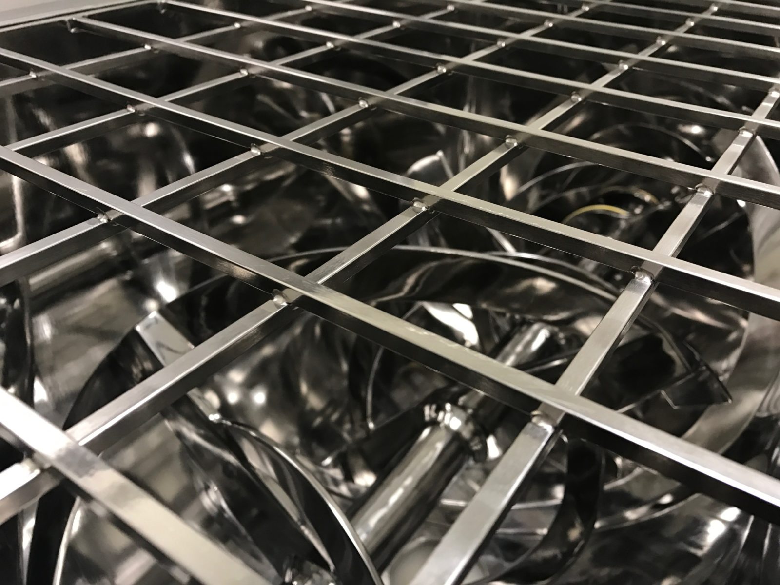 Multihead weigh filler used for accurate co-packing fills at Minimus Products
